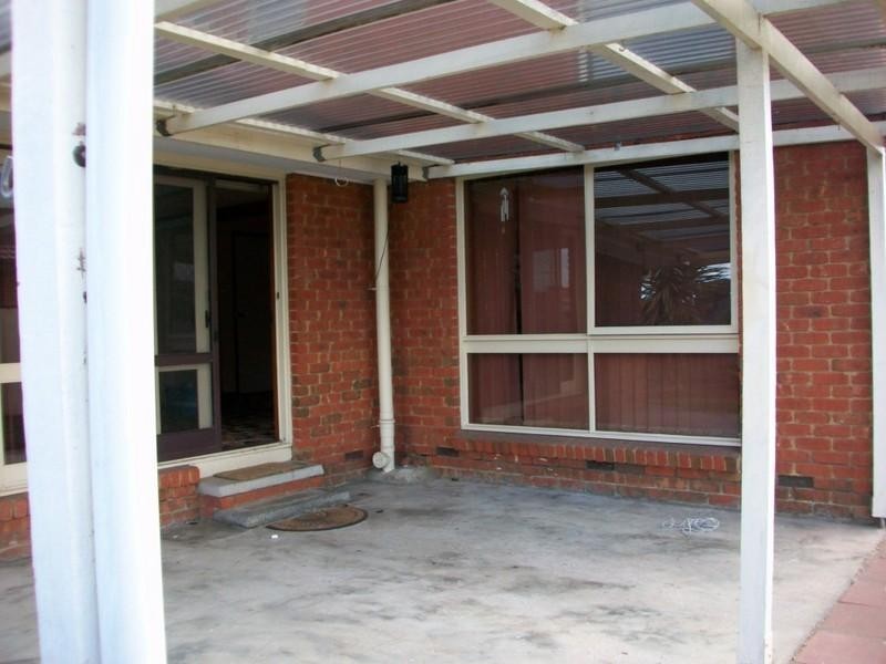 8 Hunt Crescent, Clayton VIC 3168