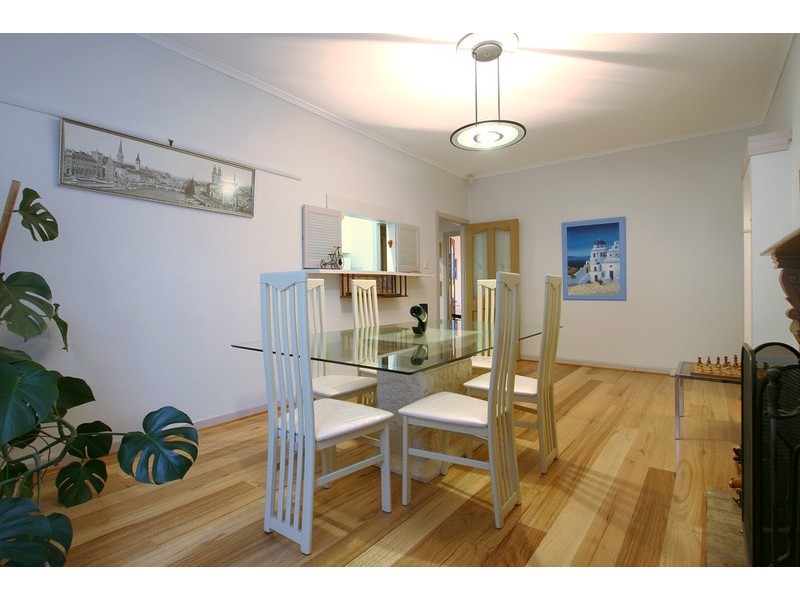 12 Elaroo Street, Chadstone VIC 3148