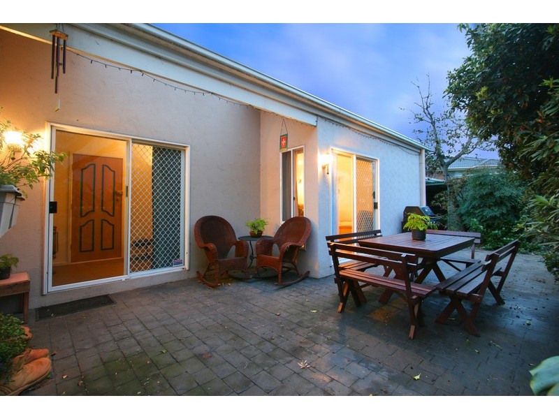 12 Elaroo Street, Chadstone VIC 3148