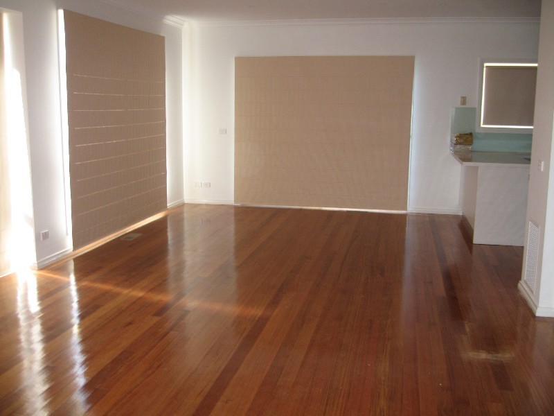 1/6 Maltarra Street, Clayton VIC 3168