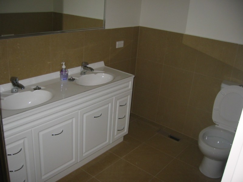 2/30 Manoon Road, Clayton South VIC 3169