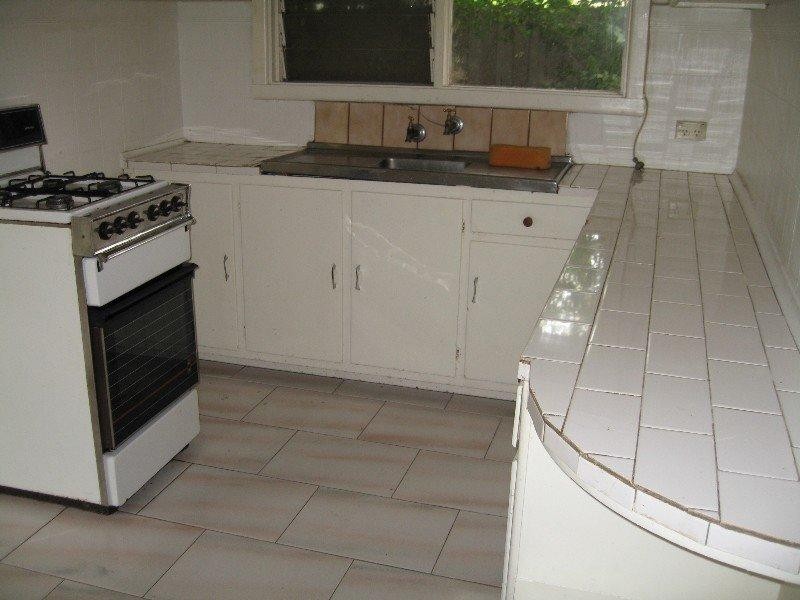 1 Fairview Street, Springvale VIC 3171