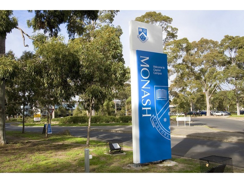 34 Beddoe Avenue, Clayton VIC 3168