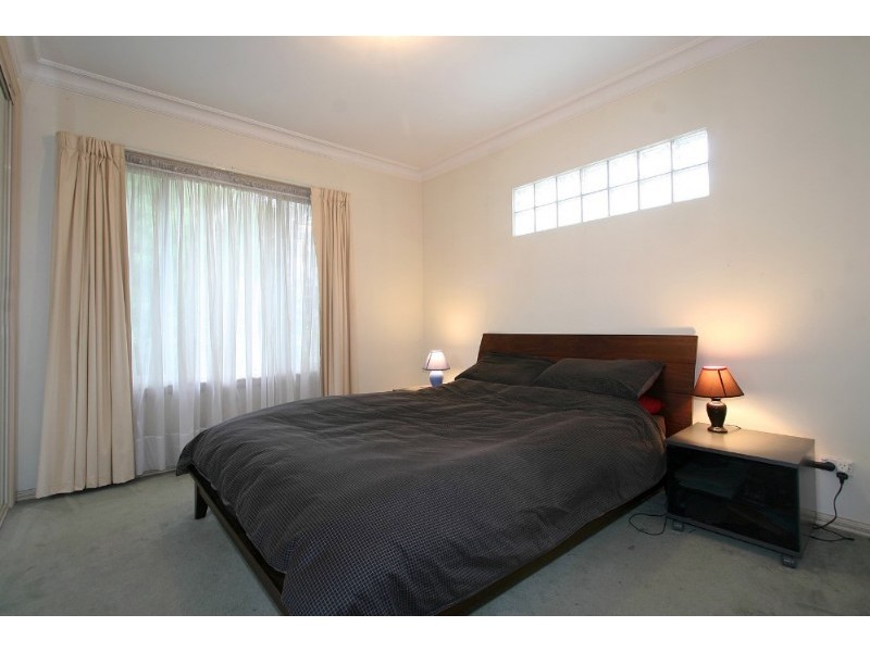 61 Amaroo Street, Chadstone VIC 3148