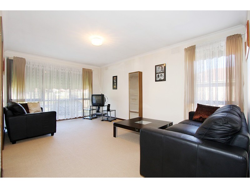 8/7 Carlisle Crescent, Hughesdale VIC 3166