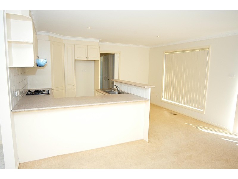 2/1778 Dandenong Road, Oakleigh East VIC 3166