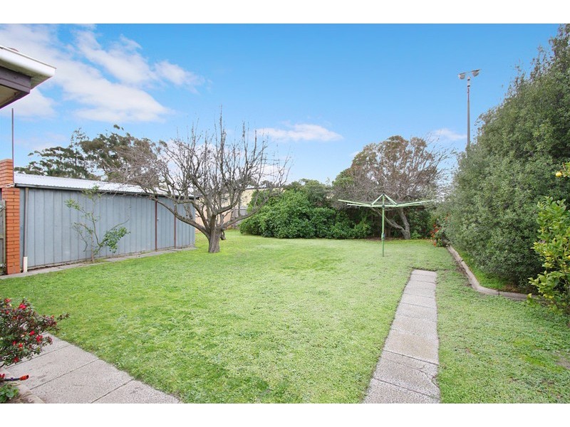 8 Prince Charles Street, Clayton VIC 3168