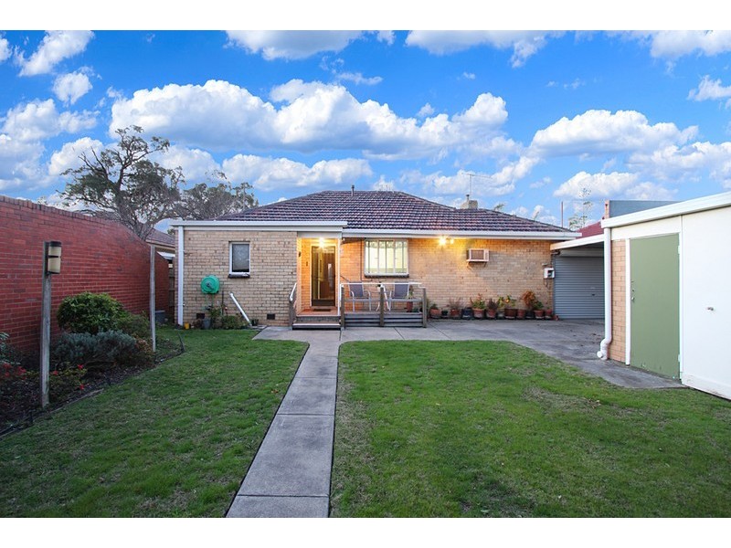 6 Moorookyle Avenue, Hughesdale VIC 3166