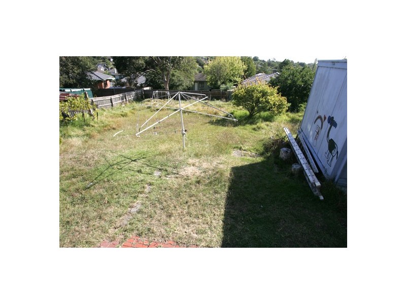 9 Melinga Crescent, Chadstone VIC 3148