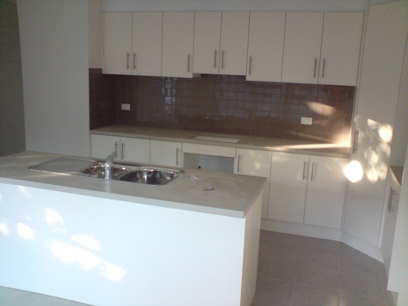 2/108 Clayton Road, Oakleigh East VIC 3166