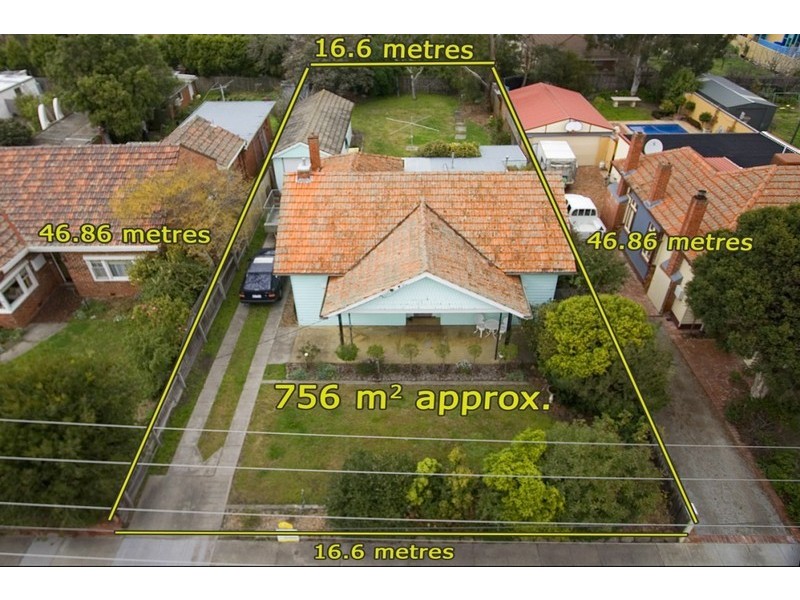 14 Eleebana Avenue, Hughesdale VIC 3166