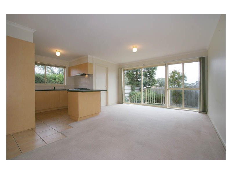 2/6 Kingsley Grove, Mount Waverley VIC 3149