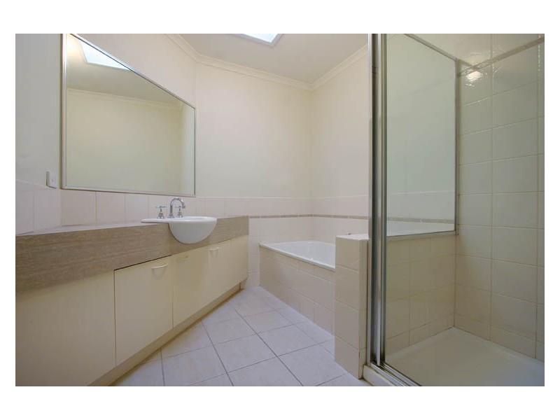 2/6 Kingsley Grove, Mount Waverley VIC 3149