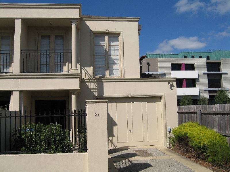 2A Clarkson Avenue, Brighton VIC 3186