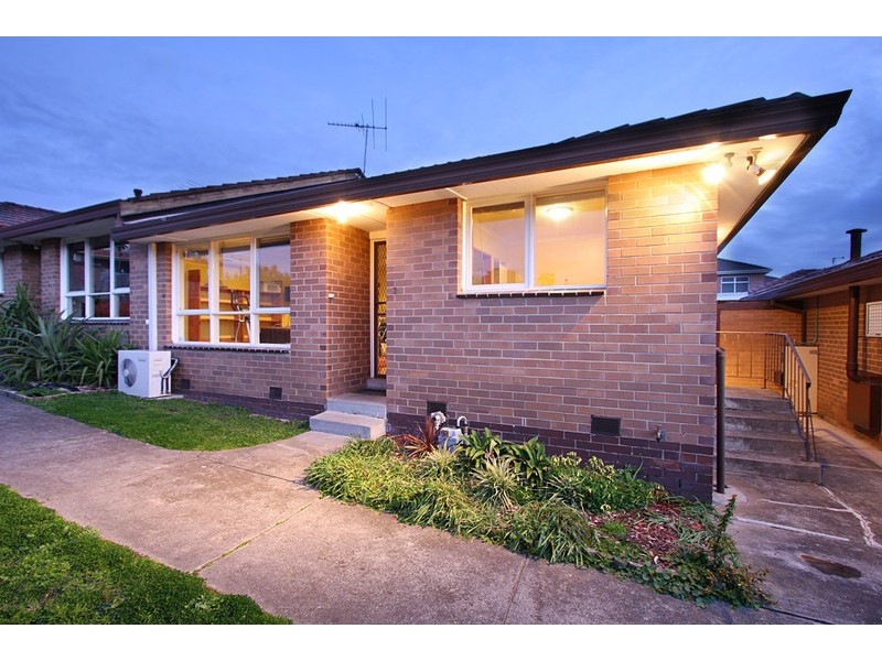 2/32 Atkinson Street, Chadstone VIC 3148