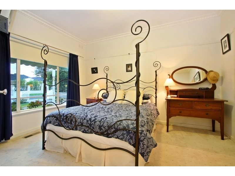 16 Thana Street, Bentleigh East VIC 3165