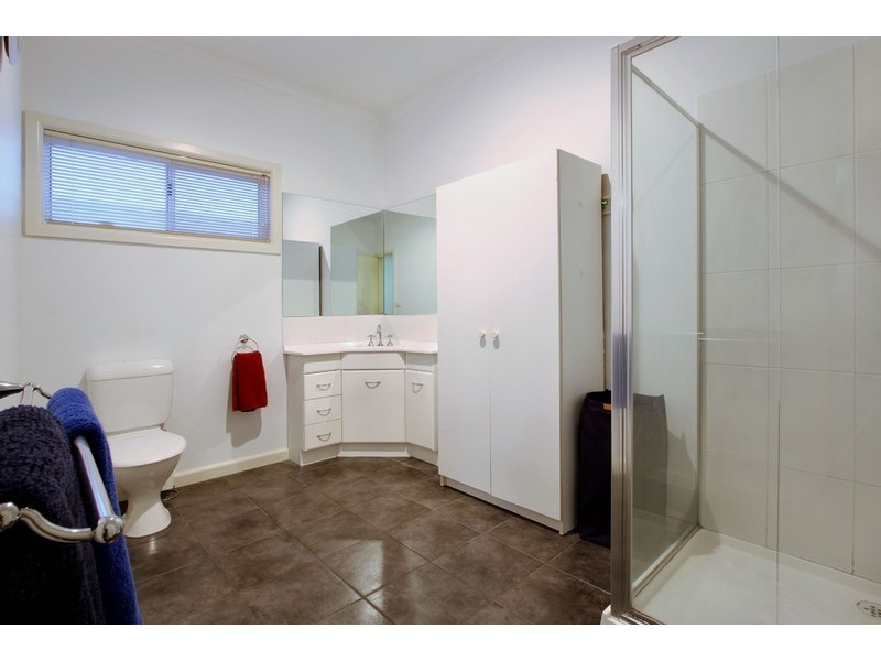 16 Thana Street, Bentleigh East VIC 3165