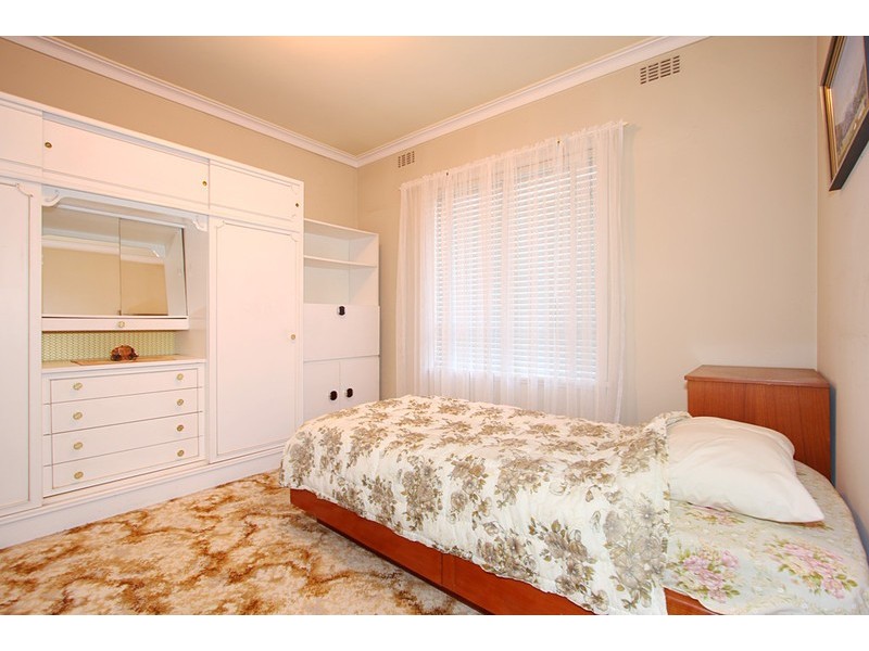 6 Moorookyle Avenue, Hughesdale VIC 3166