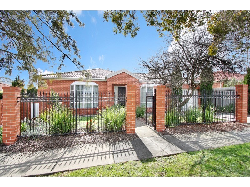 1/5 Rae Street, Chadstone VIC 3148