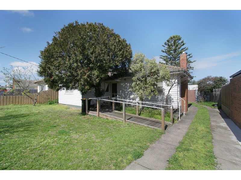 16 Byron Street, Clayton South VIC 3169