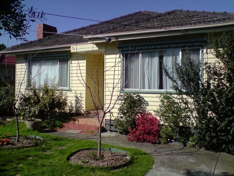 21 Laura Street, Clayton South VIC 3169