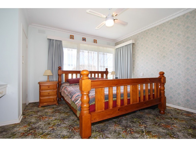 25 Holmes Street, Noble Park VIC 3174