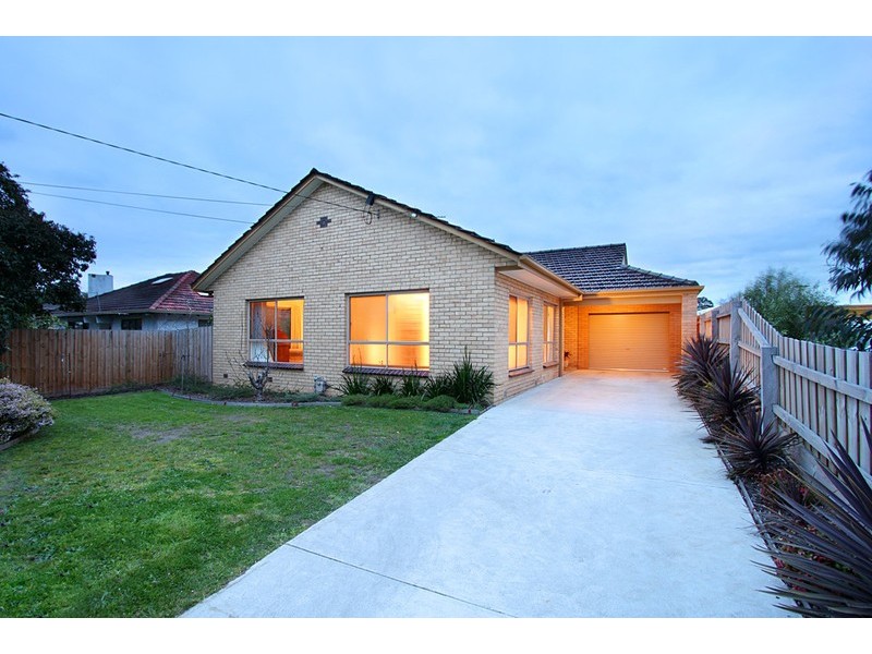 37 Mawarra Crescent, Chadstone VIC 3148