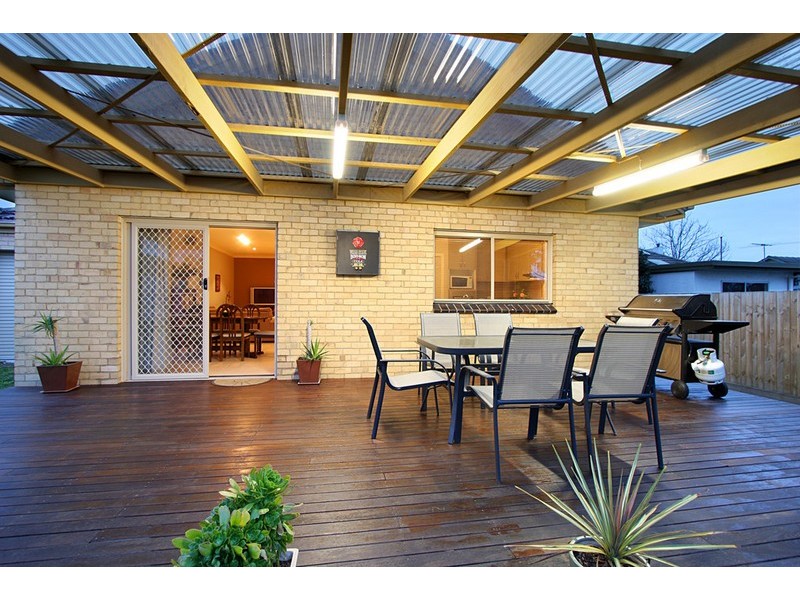 37 Mawarra Crescent, Chadstone VIC 3148