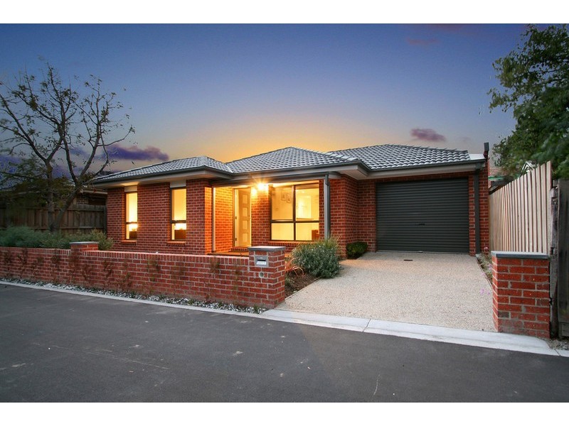 40 Long Place, Hughesdale VIC 3166