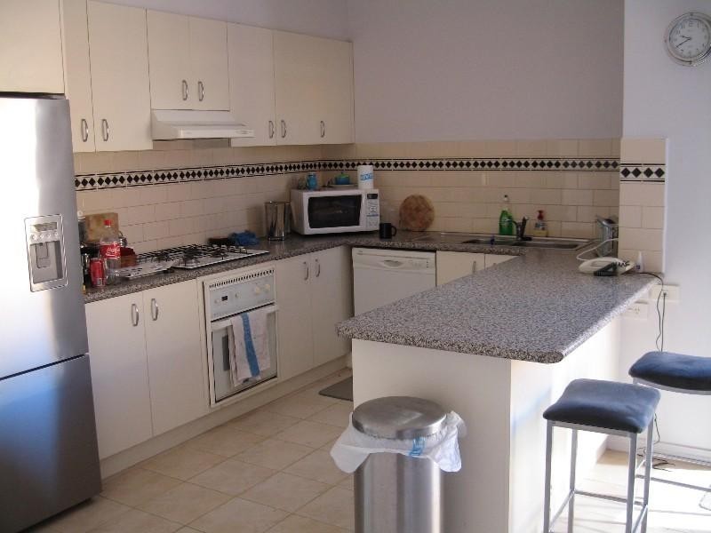 1/1260 Dandenong Road, Murrumbeena VIC 3163