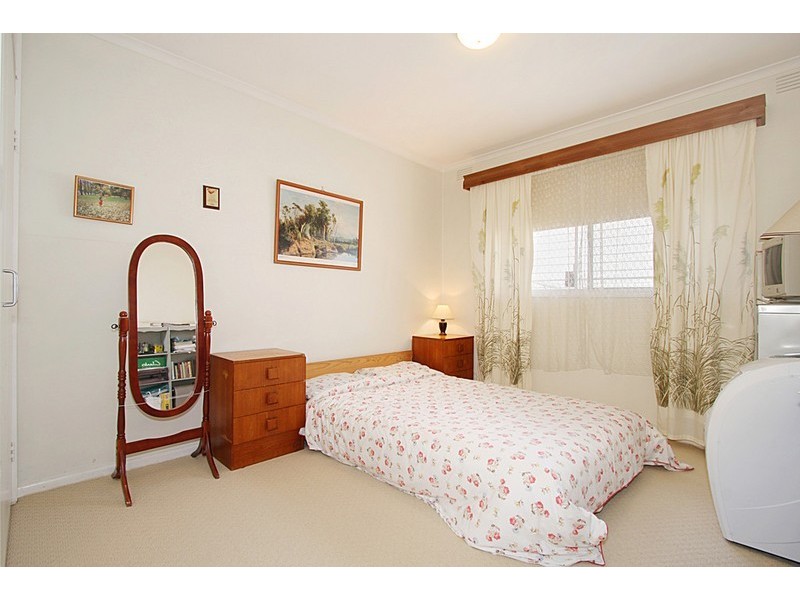 1/6 Normanby Street, Hughesdale VIC 3166