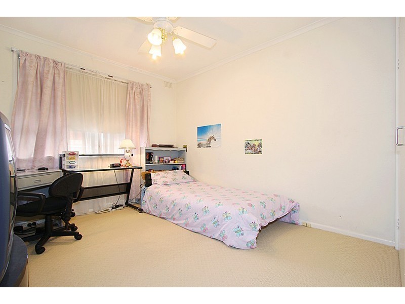 1/6 Normanby Street, Hughesdale VIC 3166