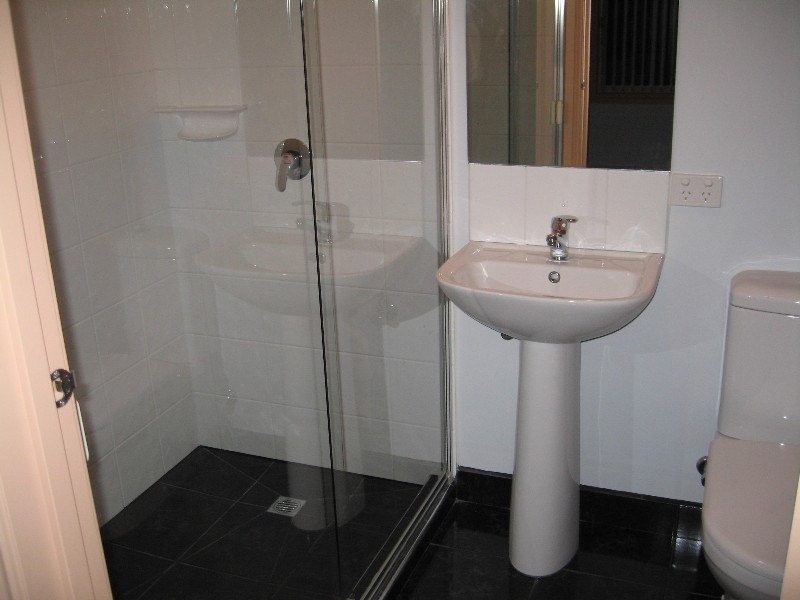 1/23 Mcmillan Street, Clayton VIC 3168