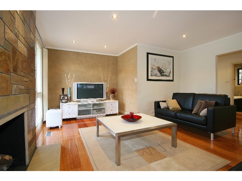 4 Rosemary Street, Chadstone VIC 3148