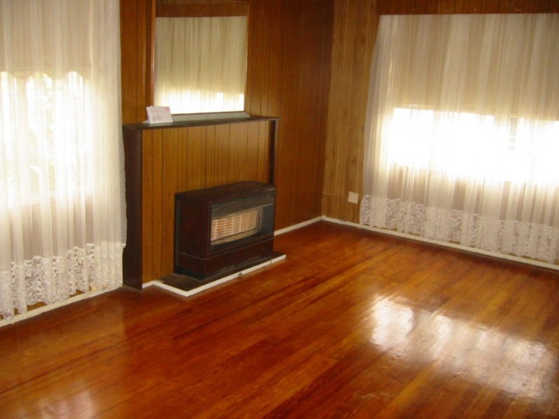 25 Batesford Road, Chadstone VIC 3148