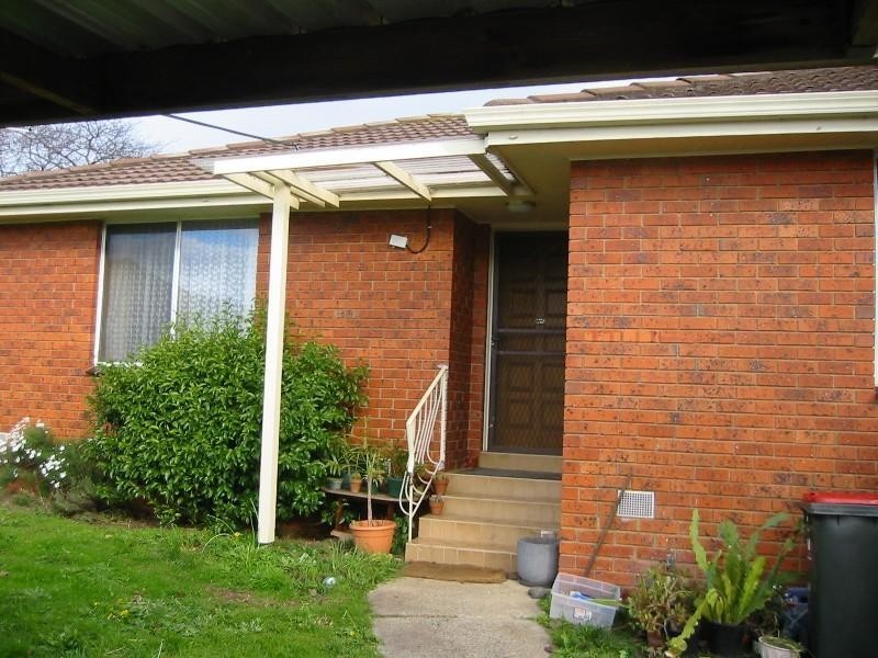 2/14 Churchill Avenue, Chadstone VIC 3148