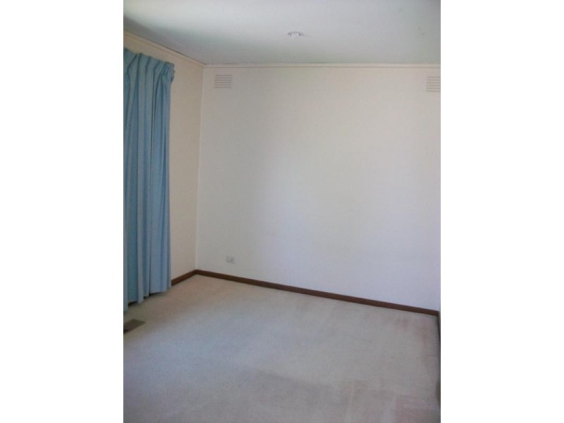 2/14 Churchill Avenue, Chadstone VIC 3148