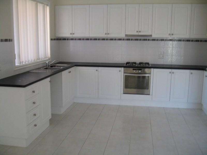 2/40 Jingella Avenue, Chadstone VIC 3148