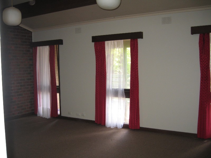 6/9a Coombs Avenue, Oakleigh South VIC 3167