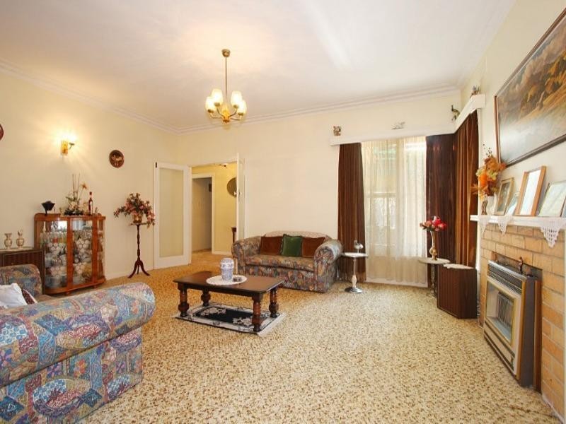 1090 North Road, Bentleigh East VIC 3165