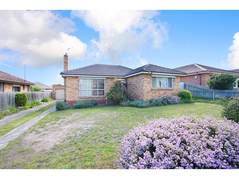 33 Evelyn Street, Clayton VIC 3168