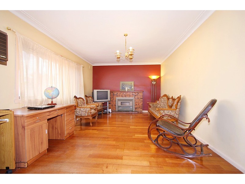 6 Arunta Crescent, Clarinda VIC 3169