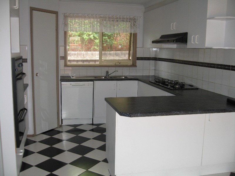 15 Lawson Street, Oakleigh East VIC 3166