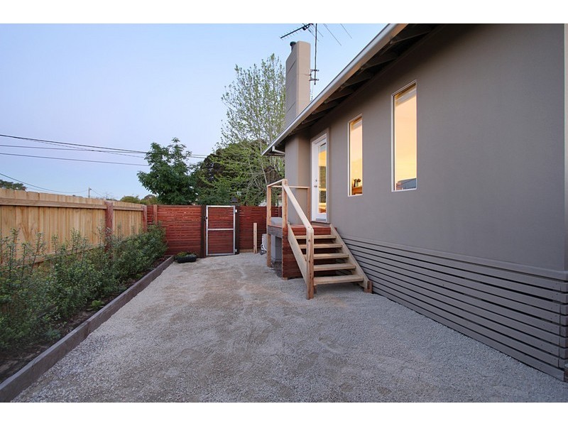 9 Moorong Street, Chadstone VIC 3148