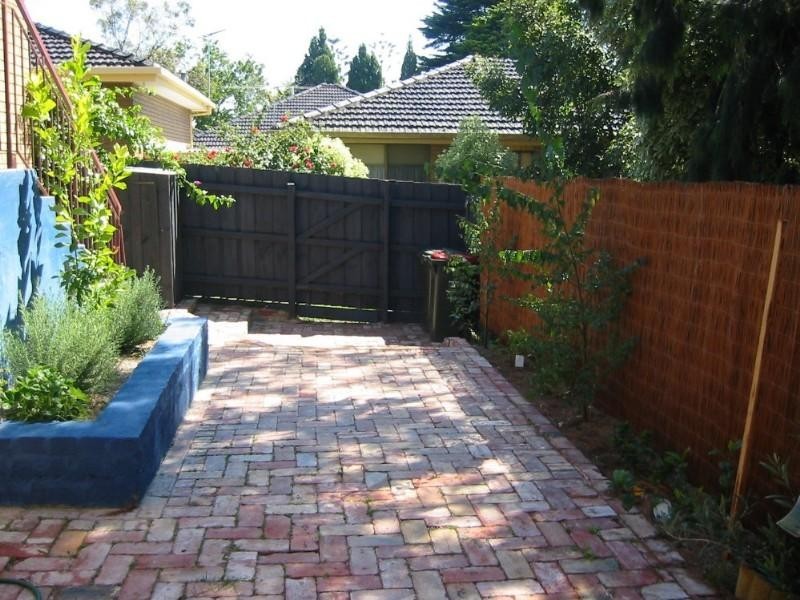 30/2a Inga Court, Oakleigh East VIC 3166