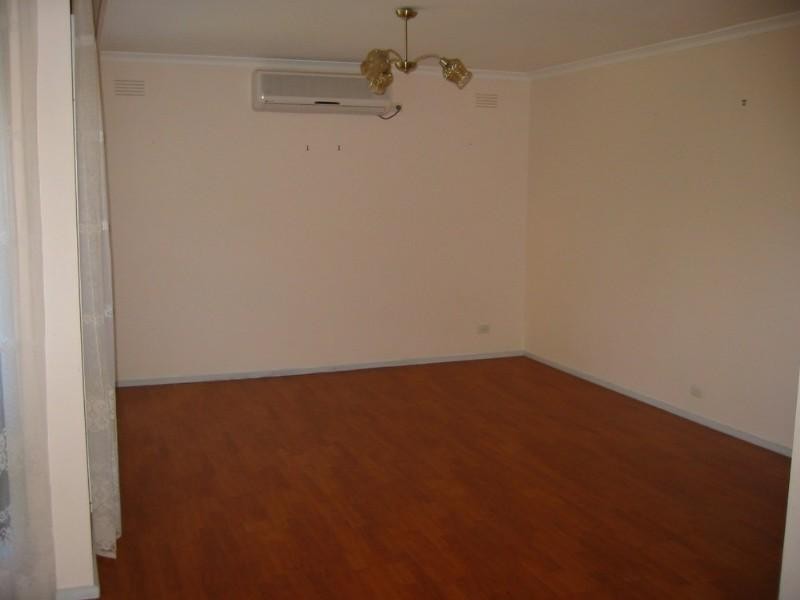 30/2a Inga Court, Oakleigh East VIC 3166