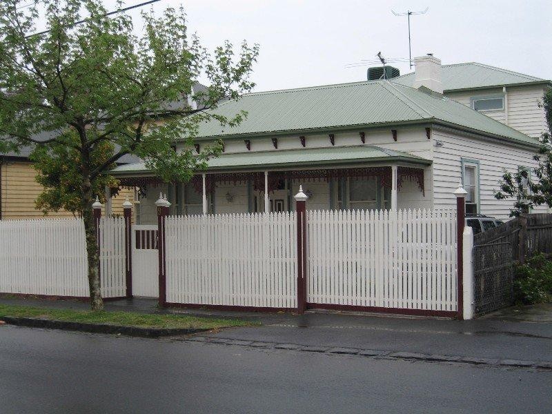 9 Downing Street, Oakleigh VIC 3166