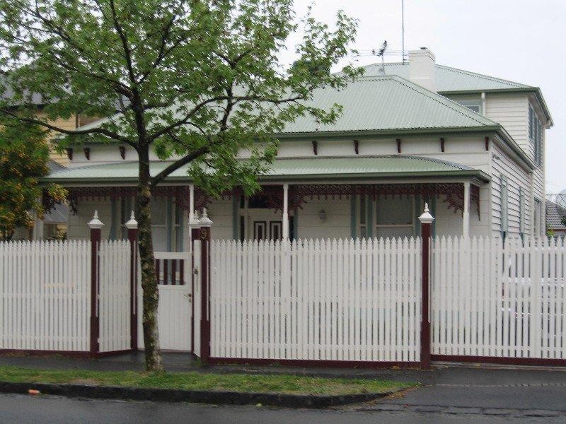 9 Downing Street, Oakleigh VIC 3166