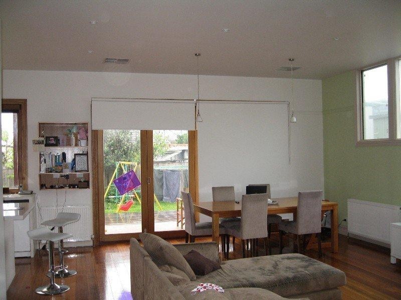 9 Downing Street, Oakleigh VIC 3166