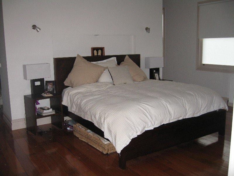 9 Downing Street, Oakleigh VIC 3166